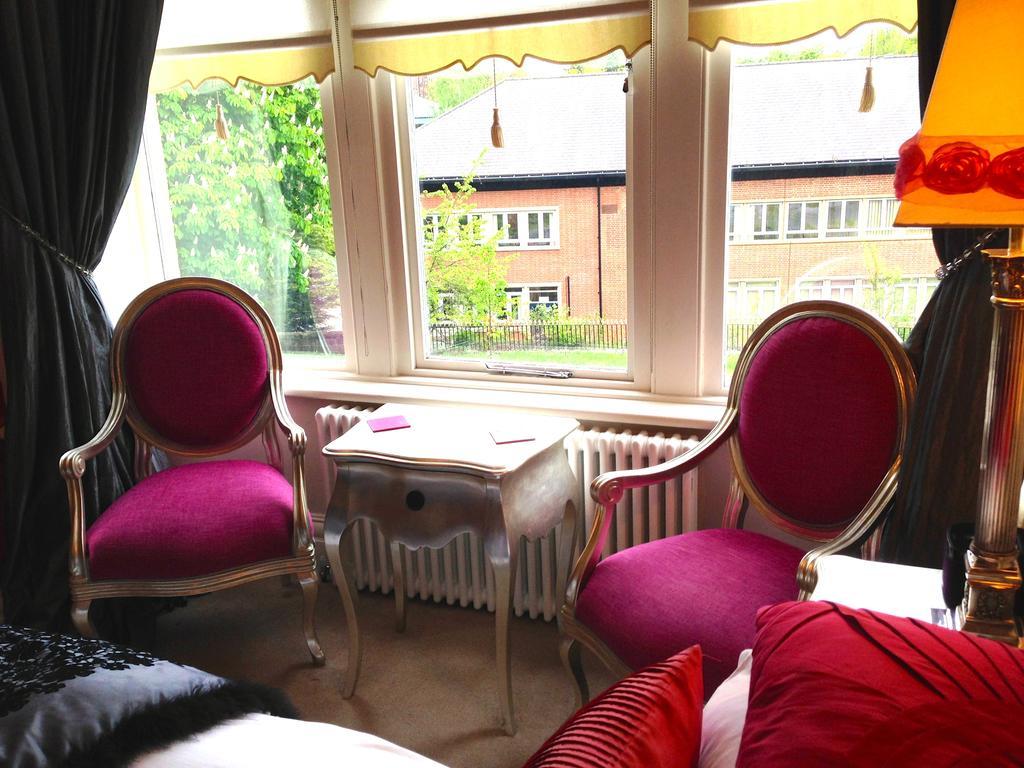 Shelbourne House Bed & Breakfast 4*